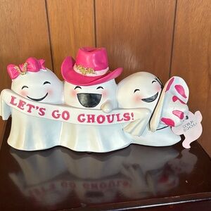 Cody Foster Pink and White Ghost Figurine Set